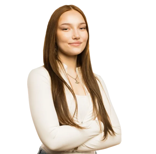 Eine Schülerin die die Arme verschränkt.