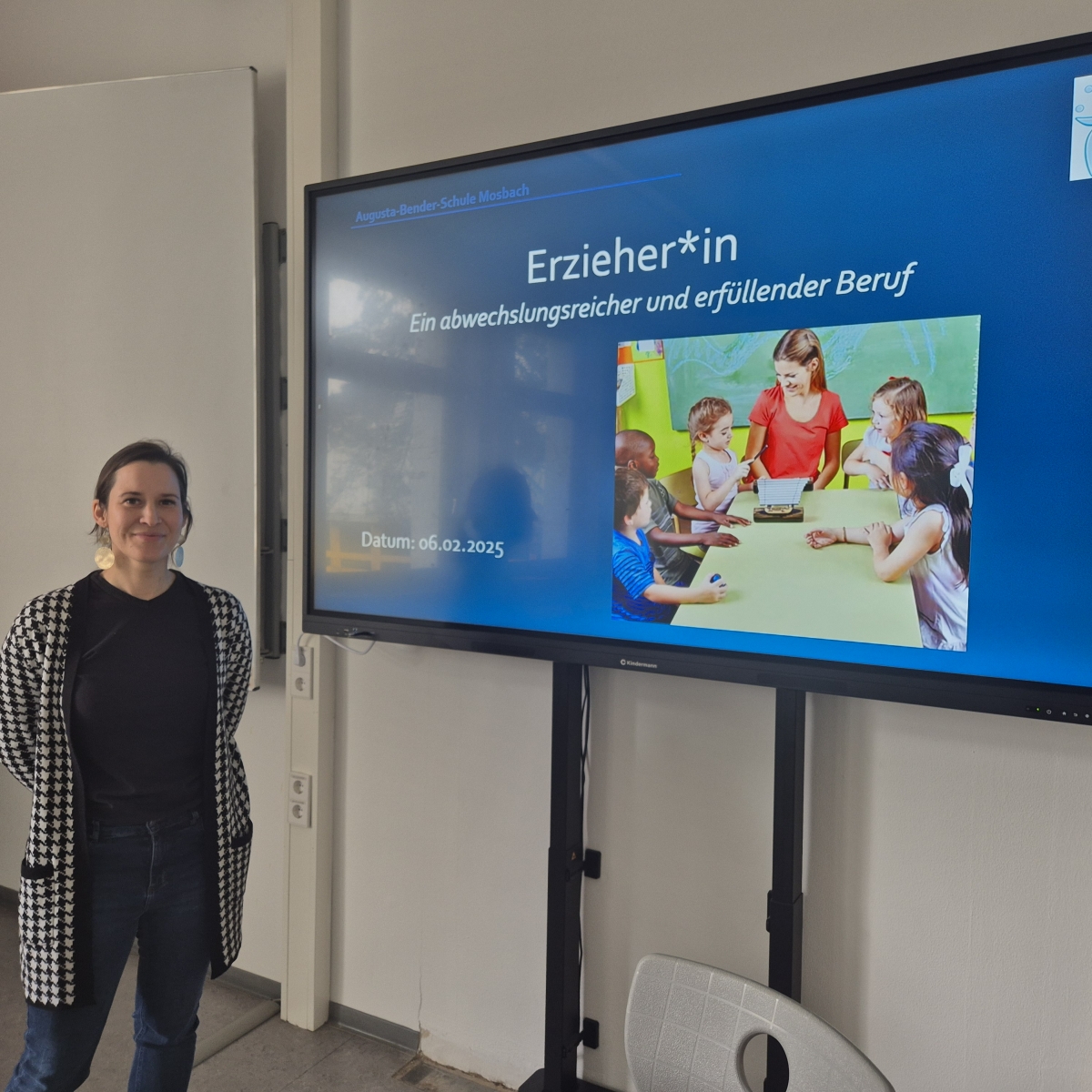 BO-Tag: Lehrerin vor Apple-TV